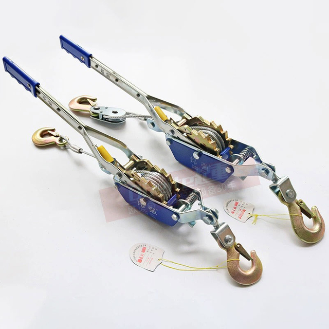 Ručn&yacute; sťahov&aacute;k k&aacute;blov&eacute;ho dr&ocirc;tu